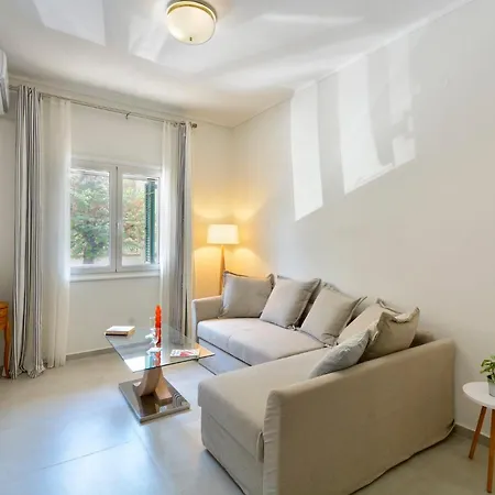 Nefeli's Cozy Apartment, Corfu Town * Corfu (city)